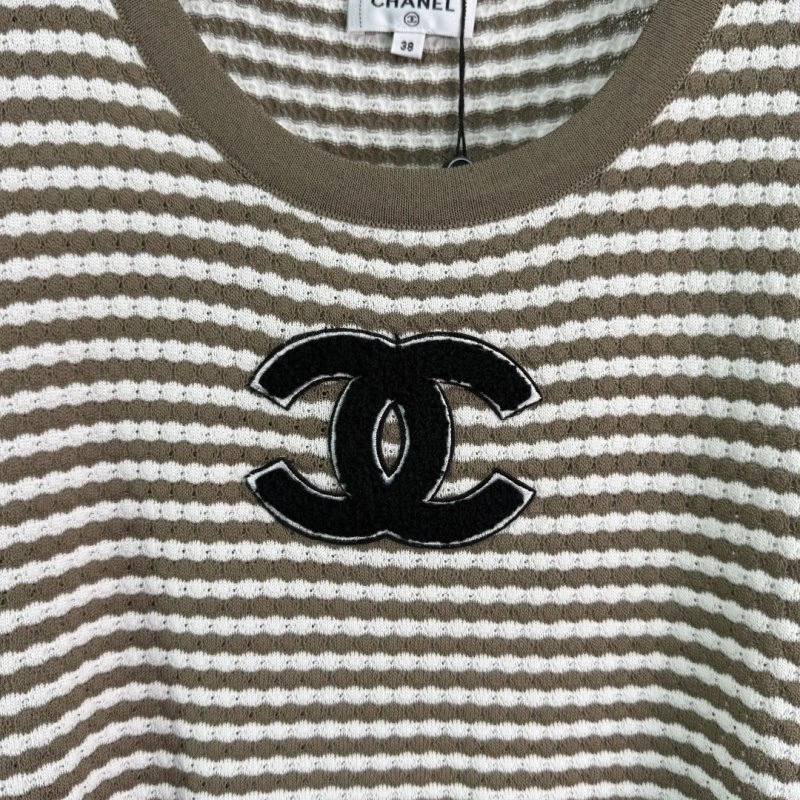 Chanel T-Shirts Timeless 109672