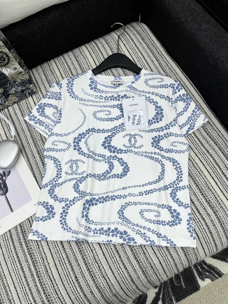 Practical Chanel T-Shirts 109640