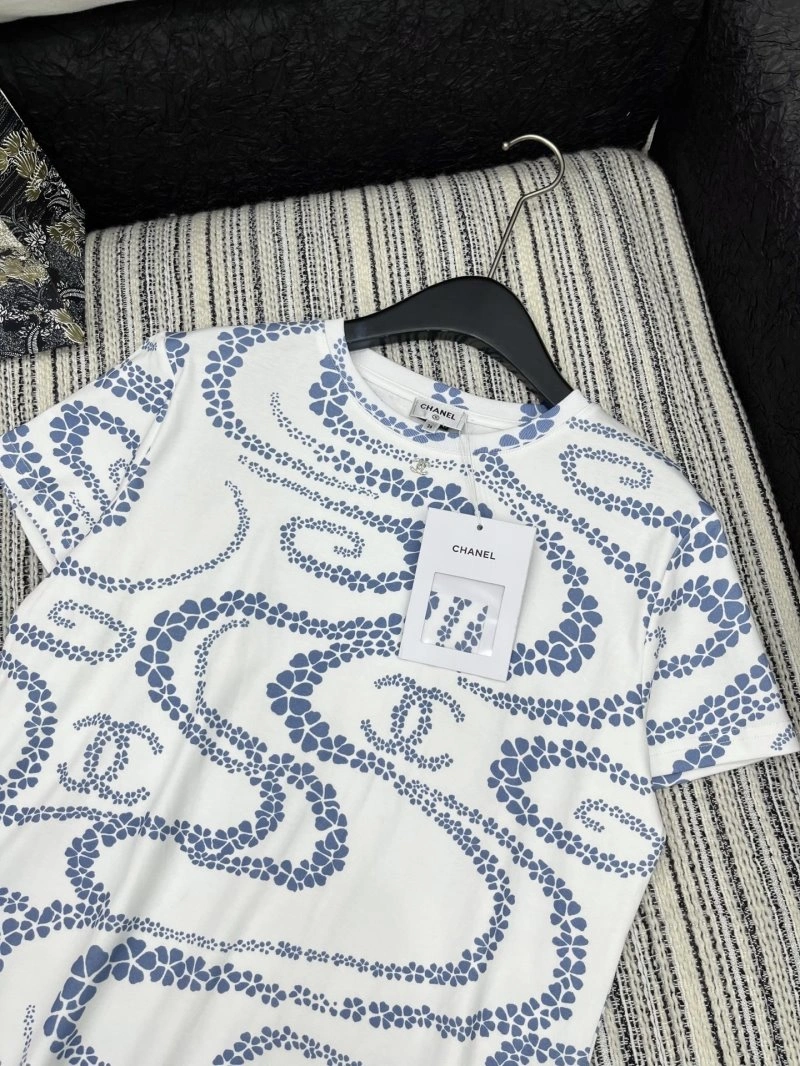 Practical Chanel T-Shirts 109640