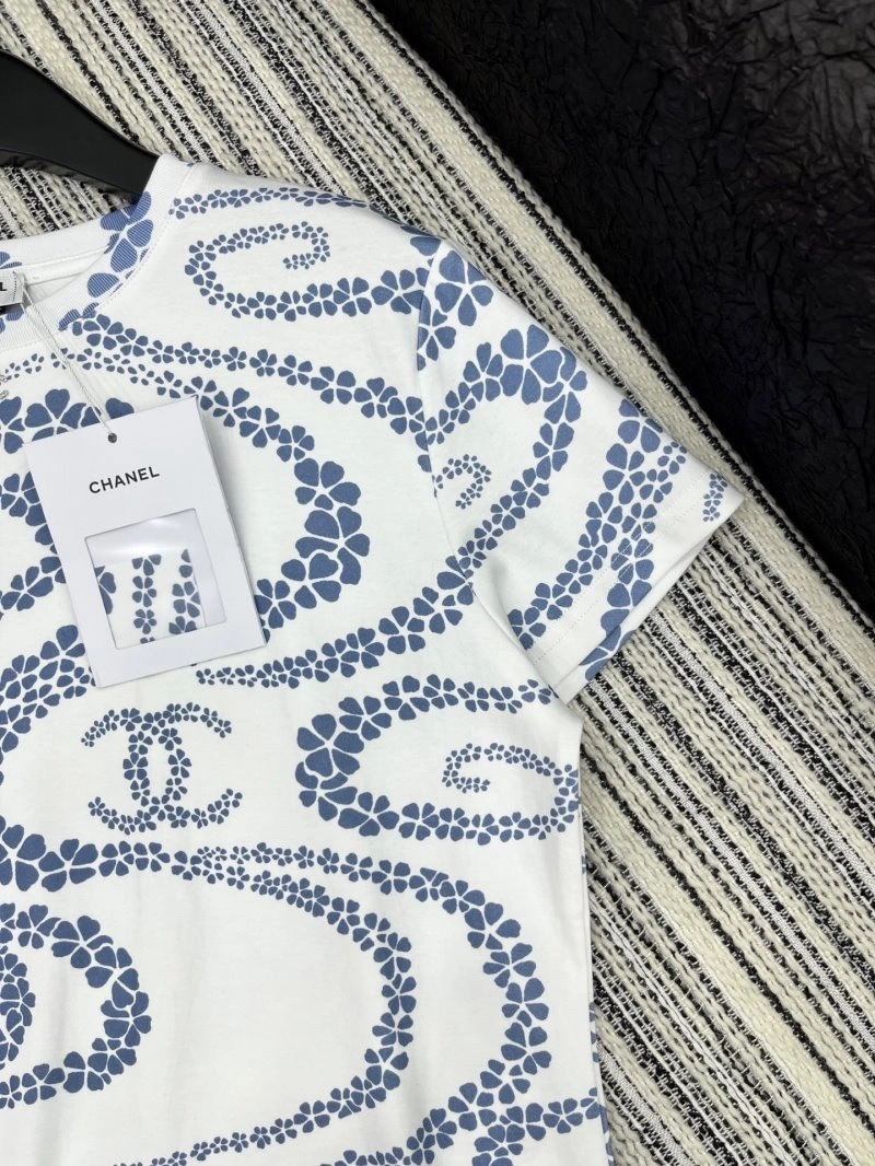 Practical Chanel T-Shirts 109640