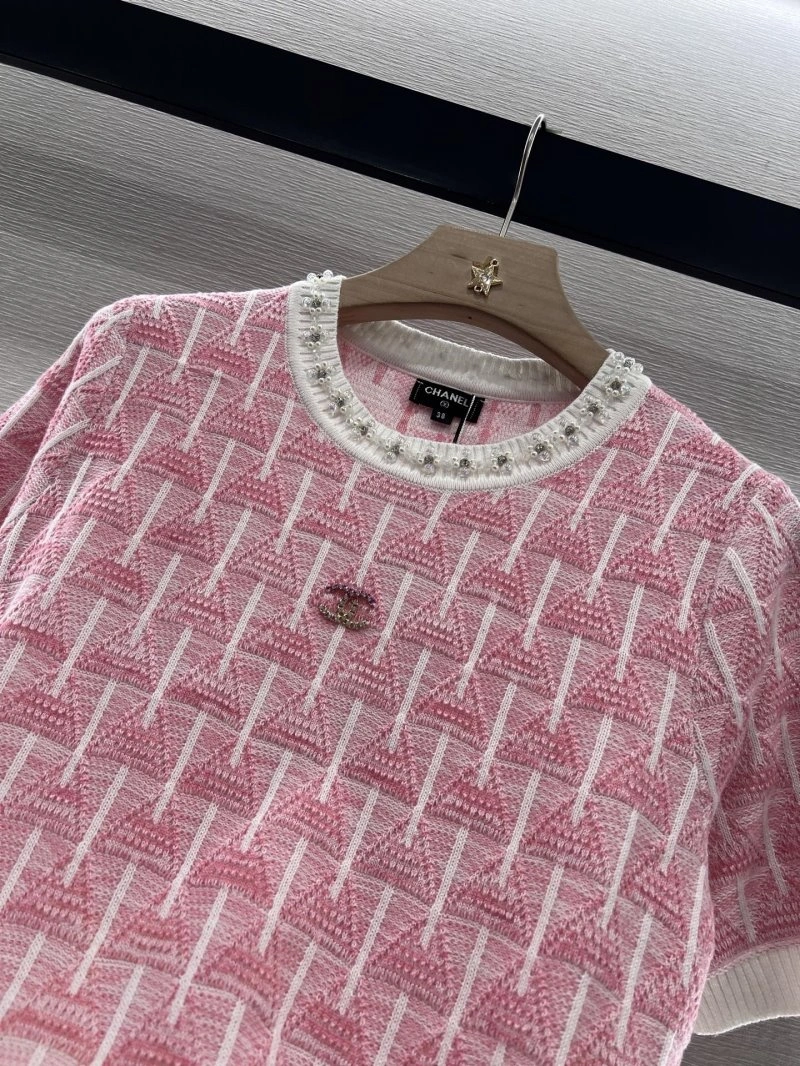WellDesigned Chanel T-Shirts 109635