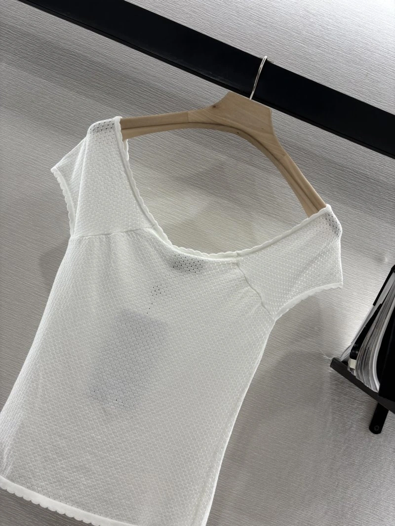 HighPerformance Chanel T-Shirts 109638