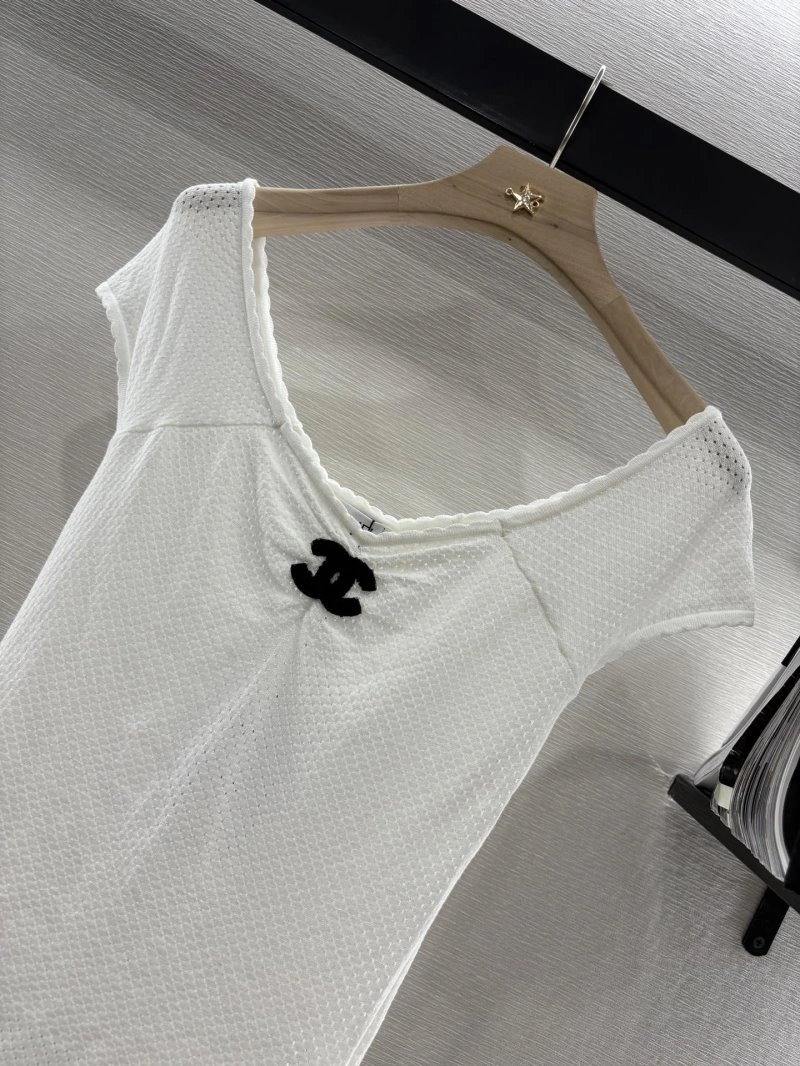 HighPerformance Chanel T-Shirts 109638