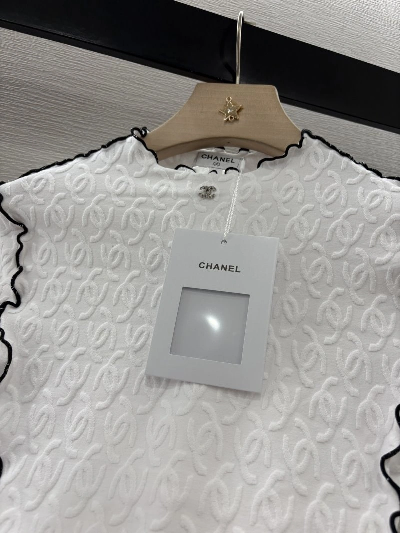 Chanel T-Shirts Packable 109636