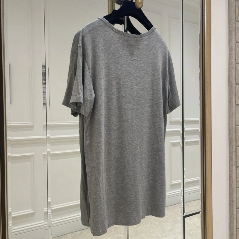 Compact Chanel T-Shirts 109629