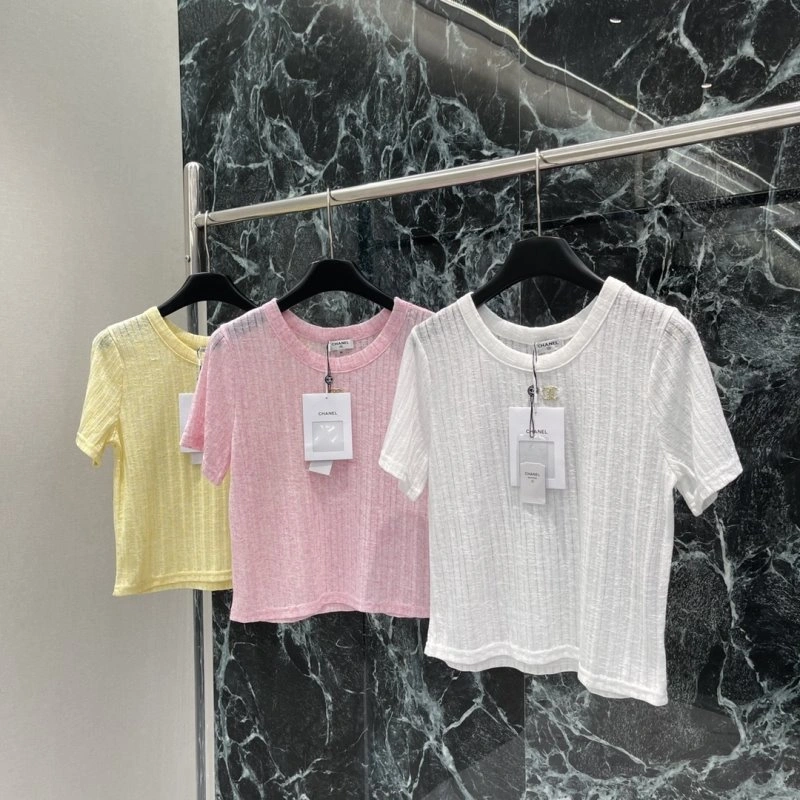 Chanel T-Shirts Classic 109627