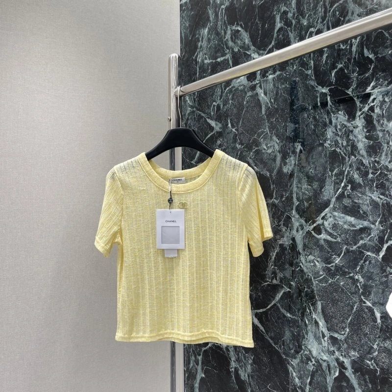 Chanel T-Shirts Classic 109627