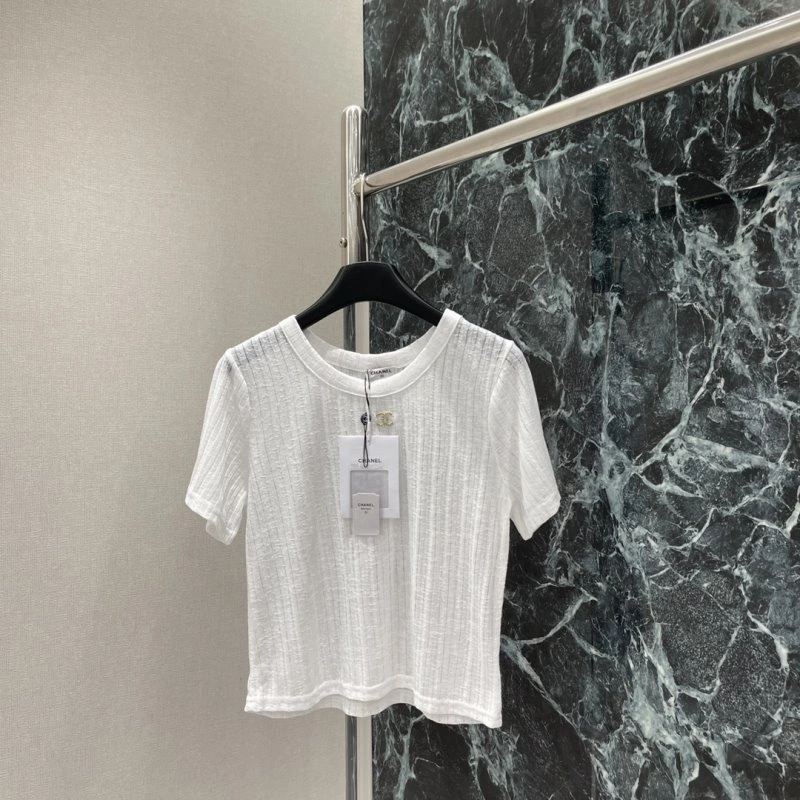 Chanel T-Shirts Classic 109627