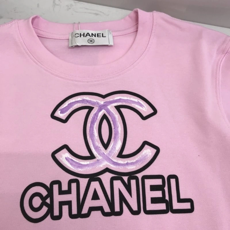Chic Chanel T-Shirts 109614
