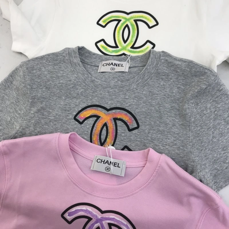 Chic Chanel T-Shirts 109614