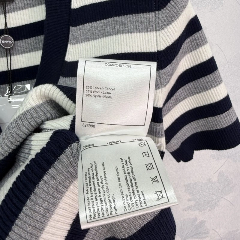 WeatherProof Chanel T-Shirts 109623