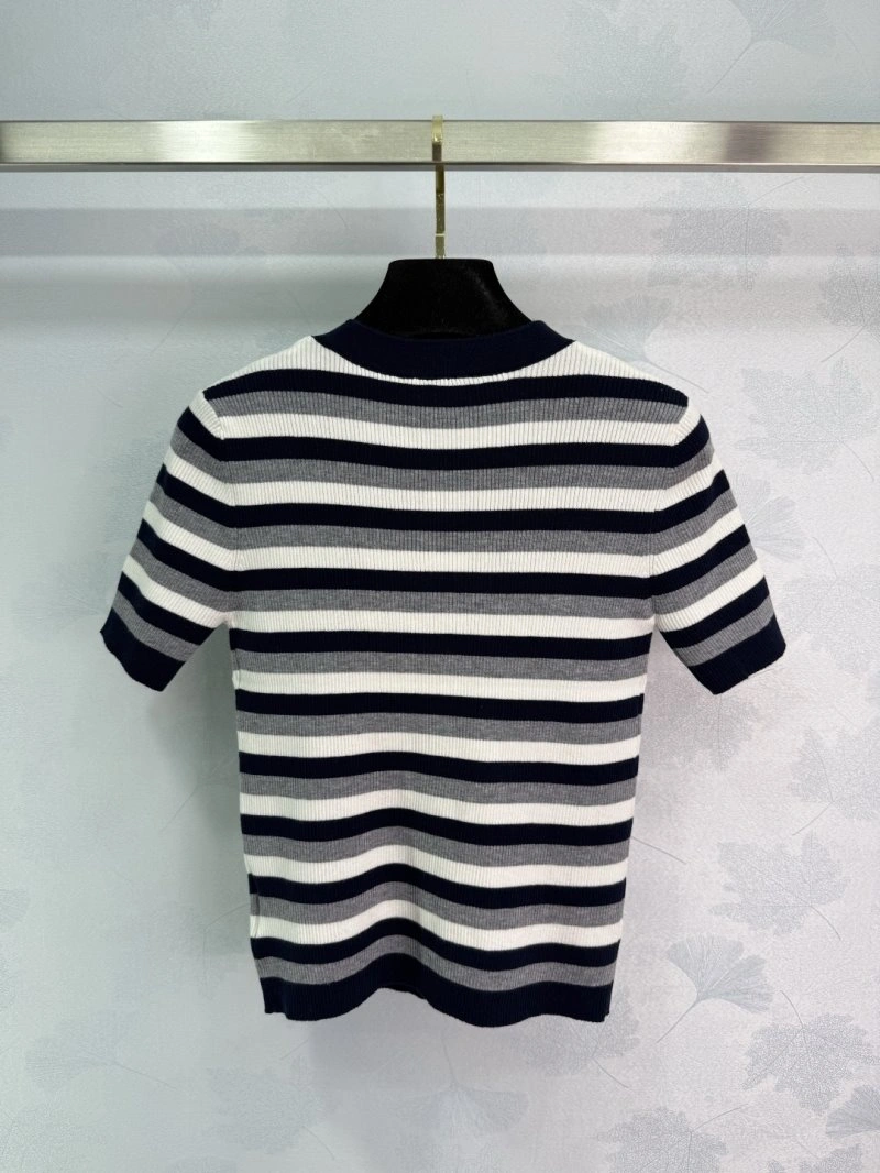 WeatherProof Chanel T-Shirts 109623