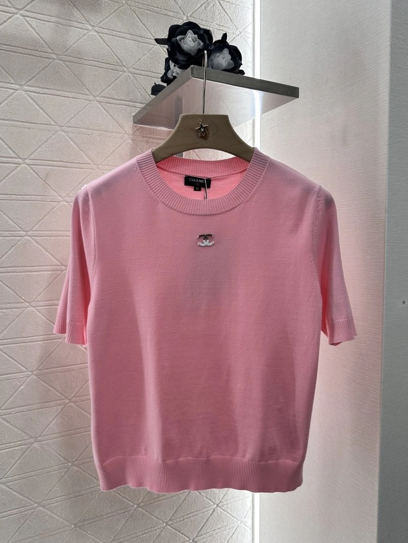 Chanel T-Shirts Youthful 109433