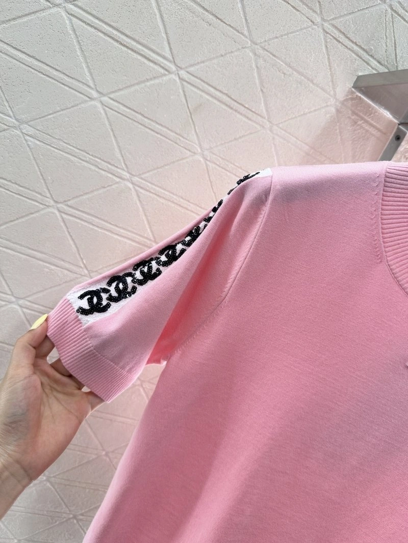 Chanel T-Shirts Youthful 109433
