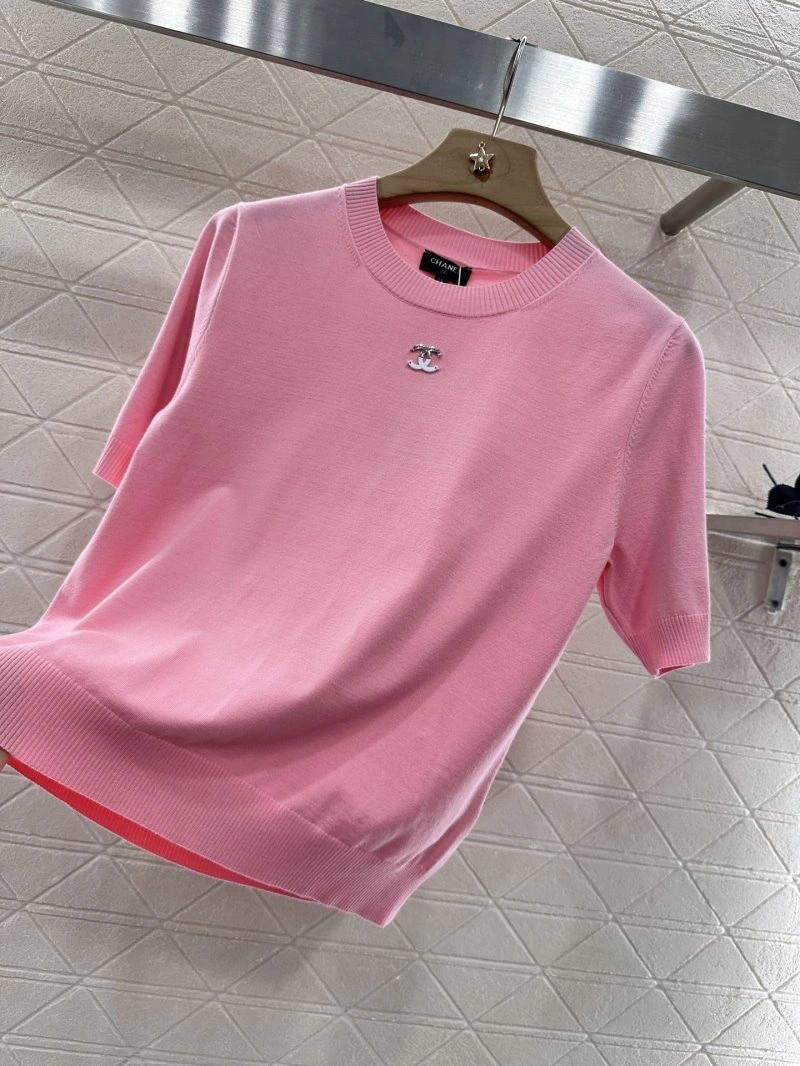 Chanel T-Shirts Youthful 109433