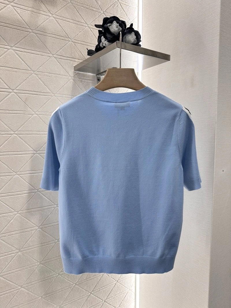 Sleek Chanel T-Shirts 109440