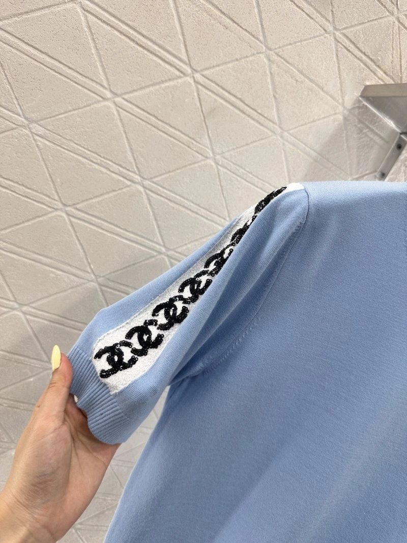 Sleek Chanel T-Shirts 109440