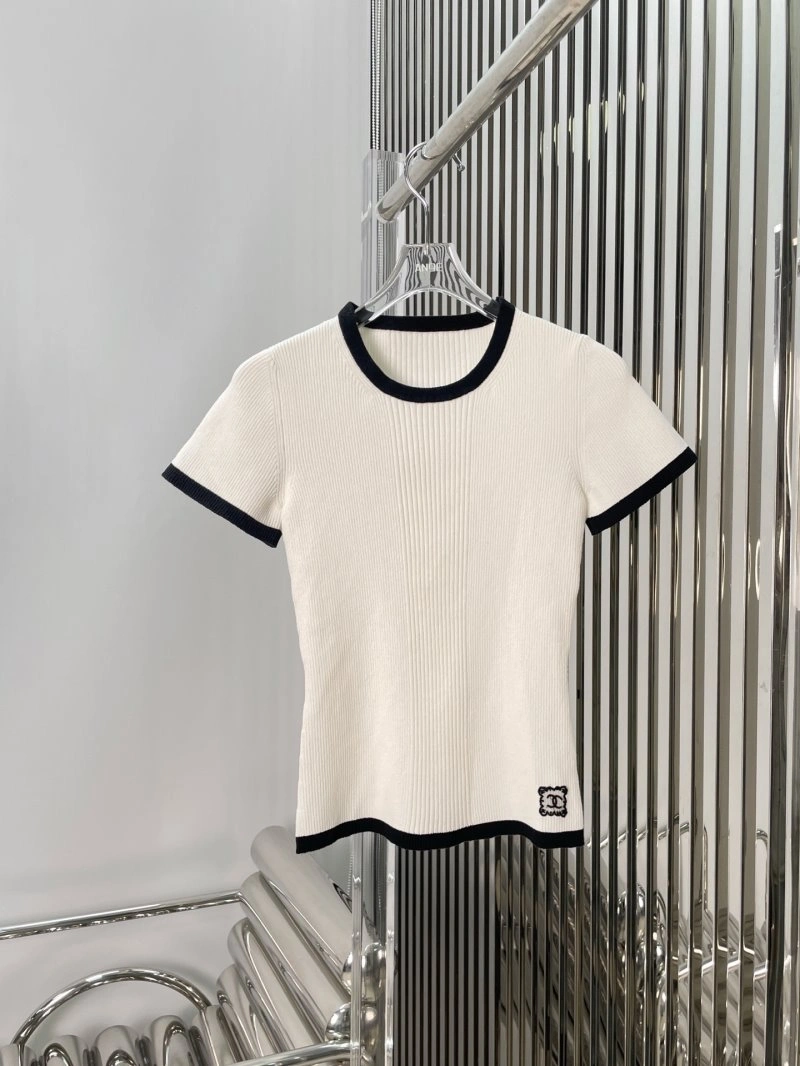 Chanel T-Shirts Sustainable 109462