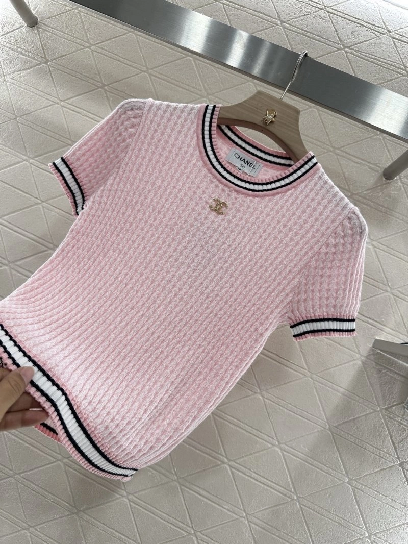 Chanel T-Shirts Sophisticated 109428