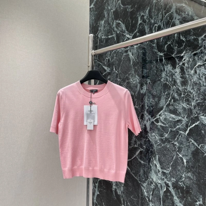 Affordable Chanel T-Shirts 109426