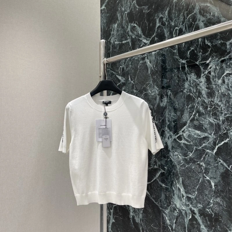 Affordable Chanel T-Shirts 109426