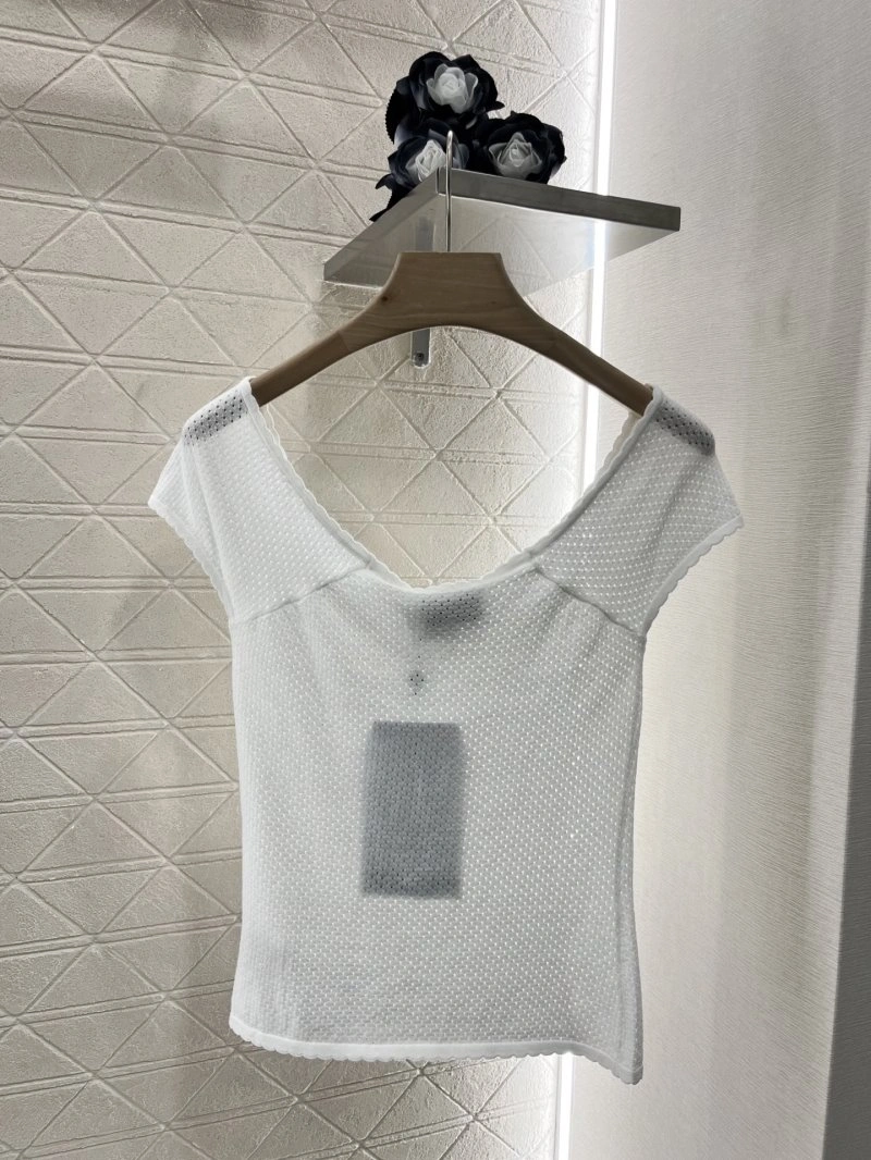 Chanel T-Shirts Elegant 109420