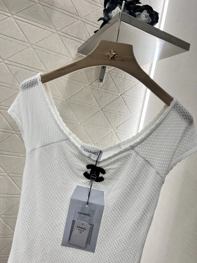 Chanel T-Shirts Elegant 109420