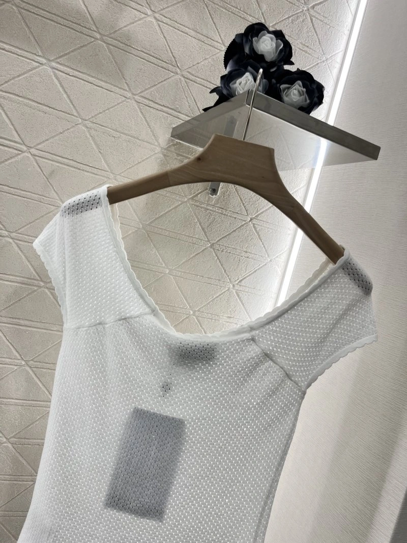 Chanel T-Shirts Elegant 109420