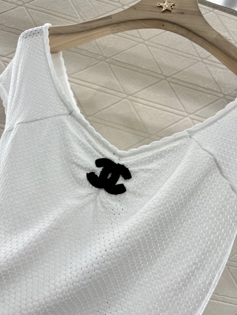 Chanel T-Shirts Elegant 109420