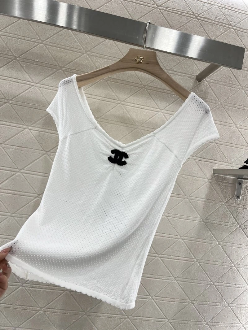 Chanel T-Shirts Elegant 109420