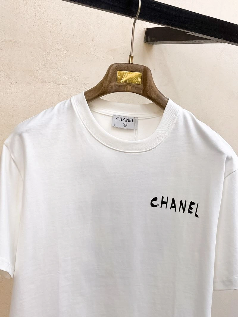 Refined Chanel T-Shirts 111206