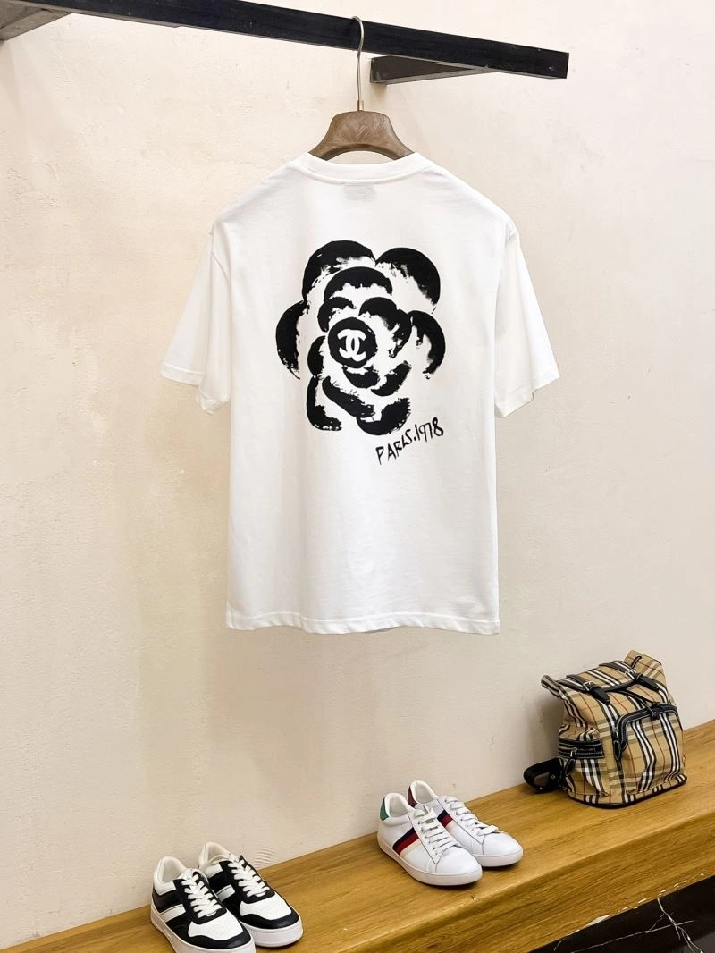 Refined Chanel T-Shirts 111206