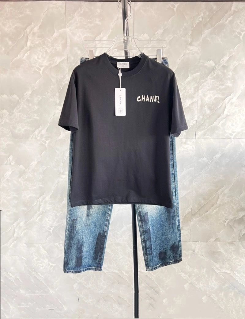 Chanel T-Shirts Trendsetting 111224