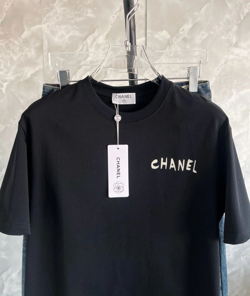Chanel T-Shirts Trendsetting 111224