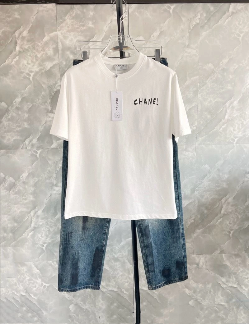 Chanel T-Shirts Trendsetting 111224