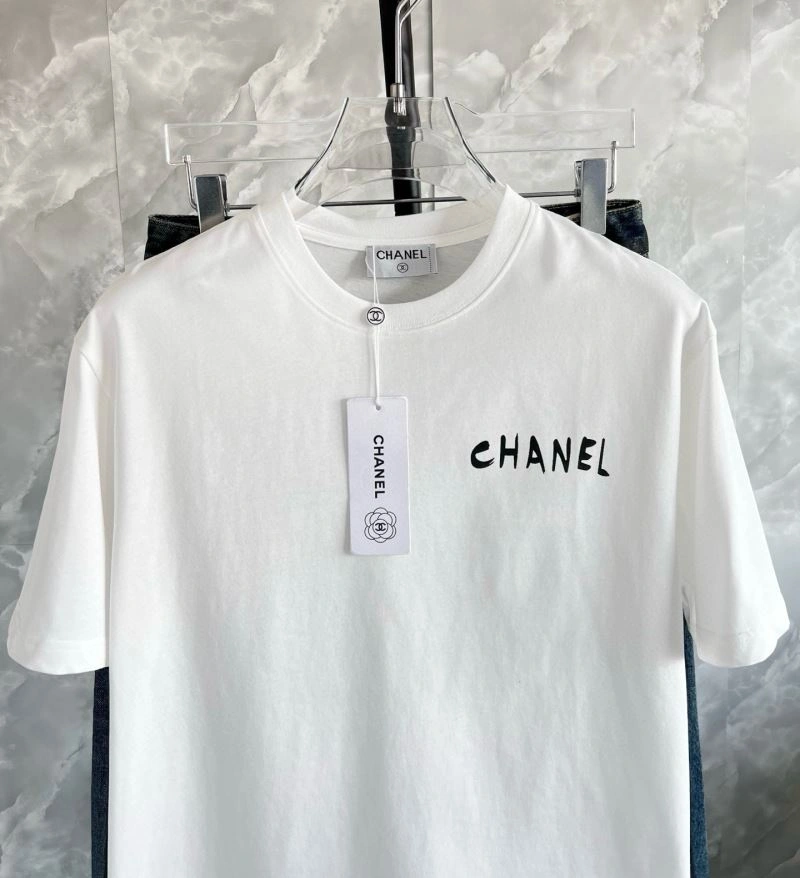 Chanel T-Shirts Trendsetting 111224