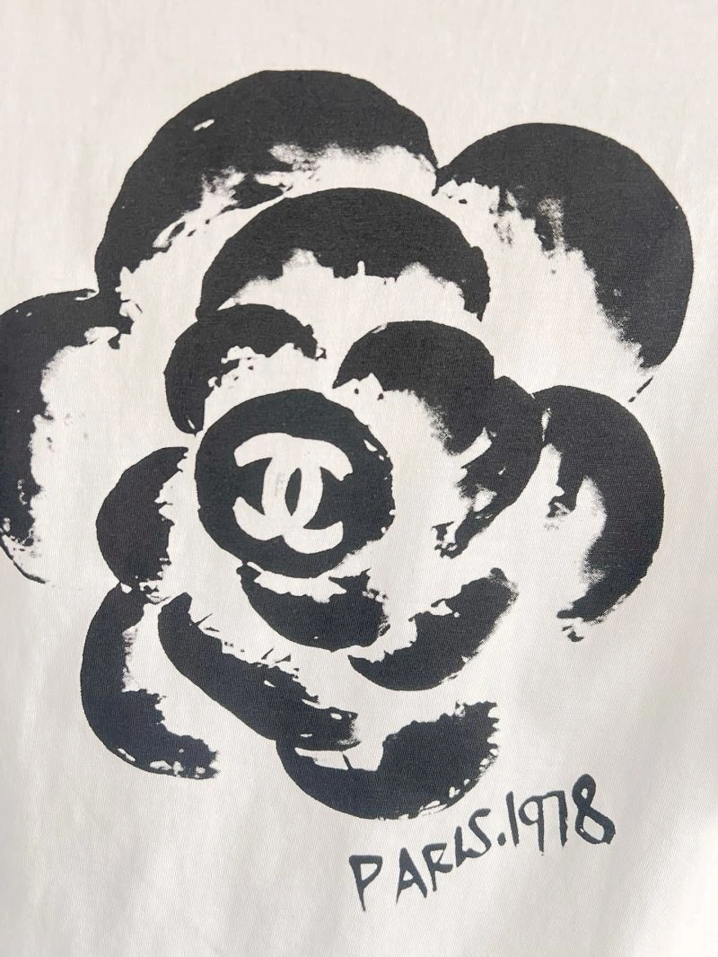 Chanel T-Shirts Trendsetting 111224