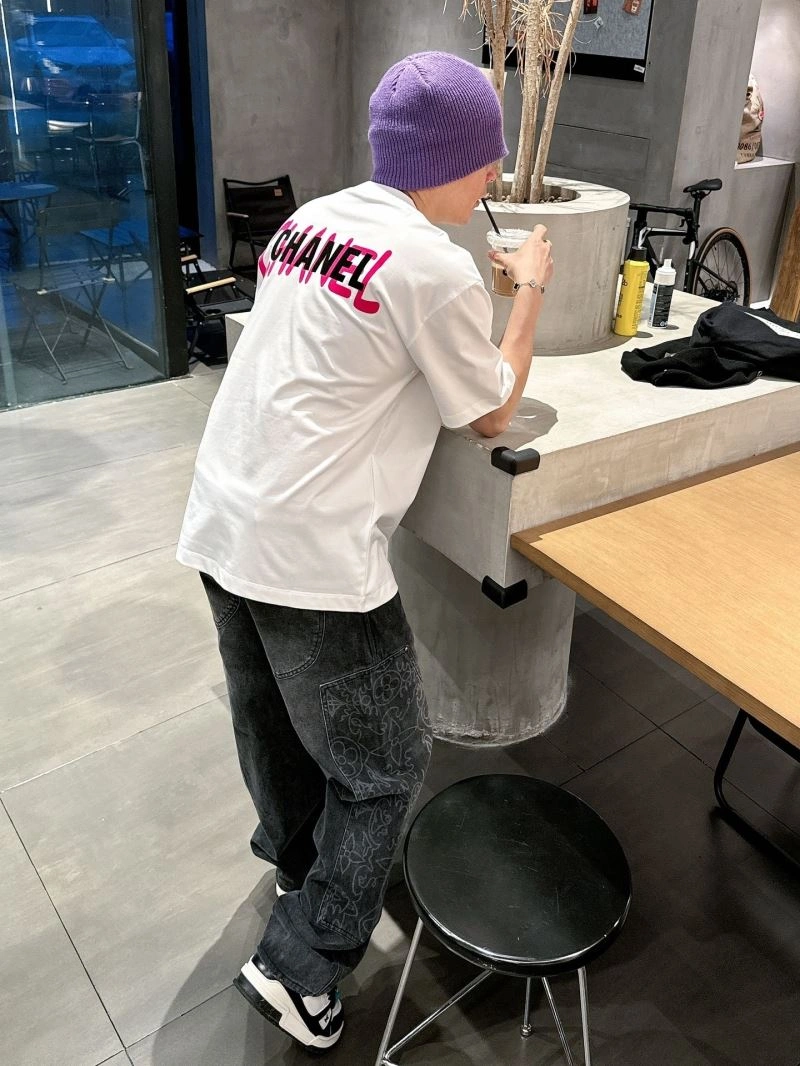 HighQuality Chanel T-Shirts 111201