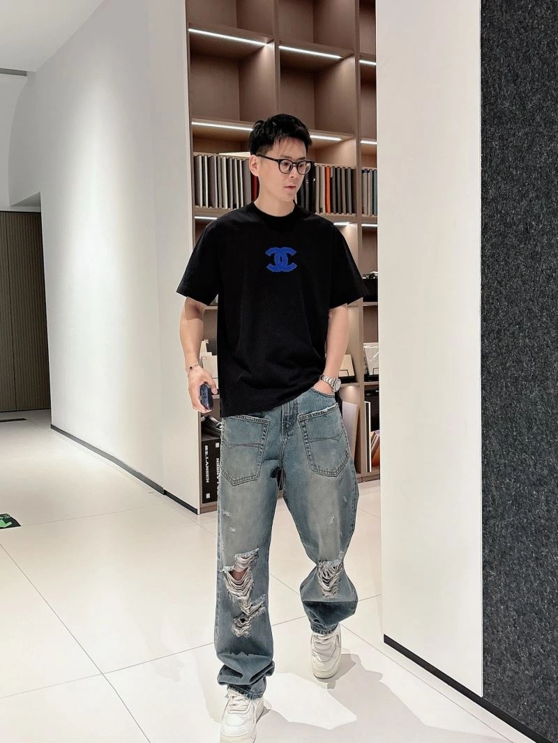 Comfortable Chanel T-Shirts 111197