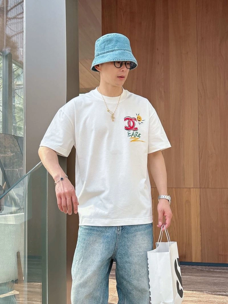 Cozy Chanel T-Shirts 111191