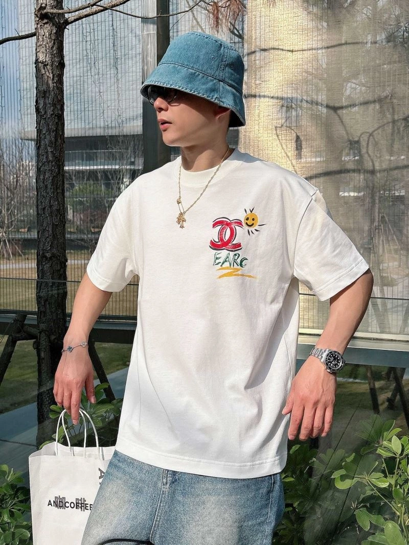 Cozy Chanel T-Shirts 111191