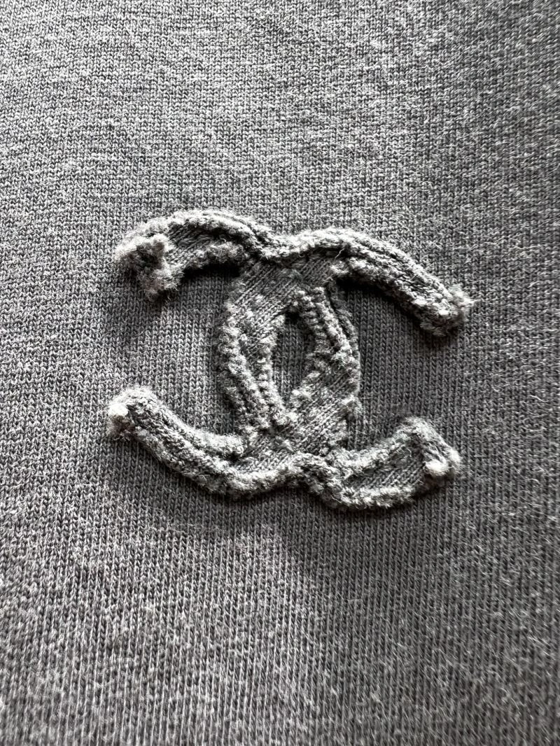 Supportive Chanel T-Shirts 111188