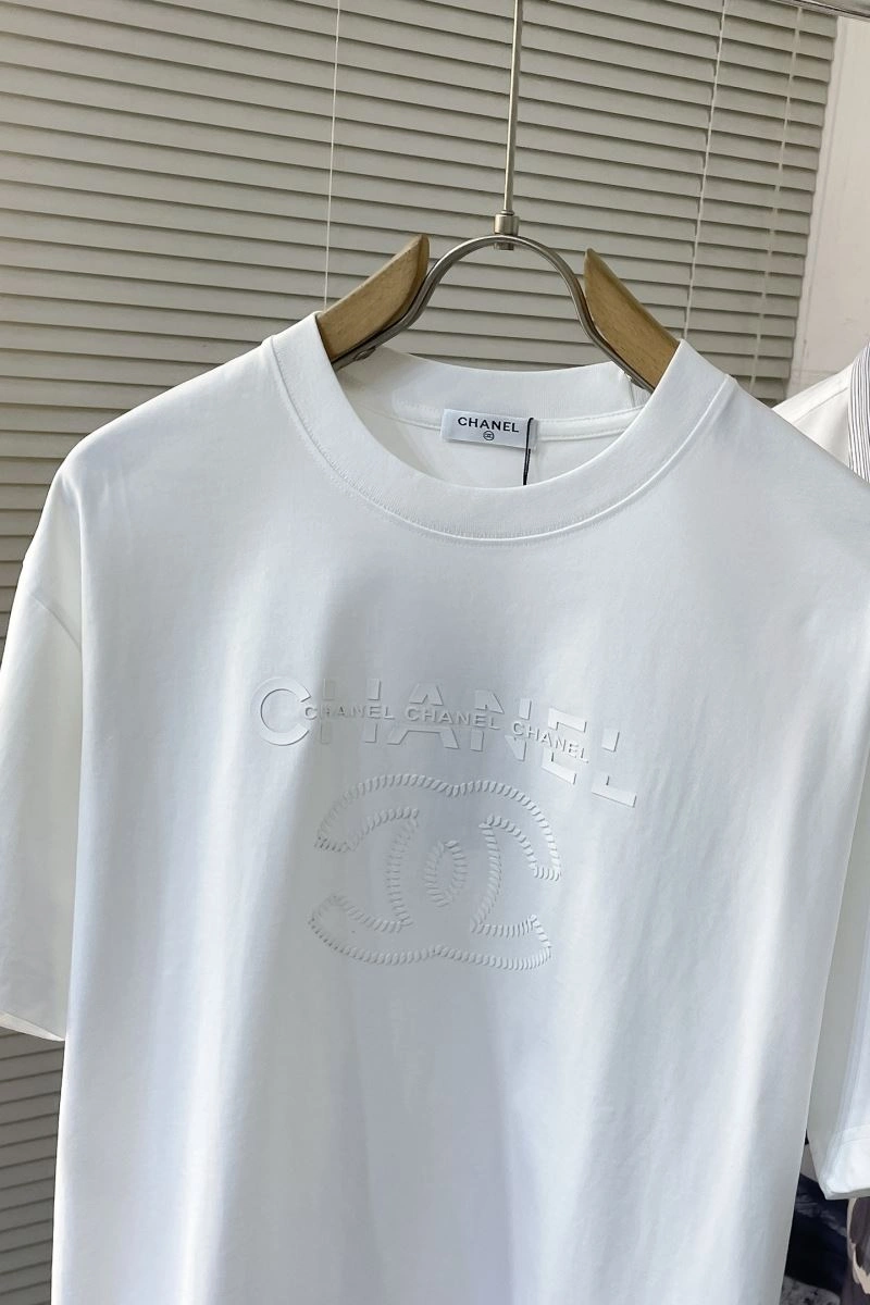 Supportive Chanel T-Shirts 111189
