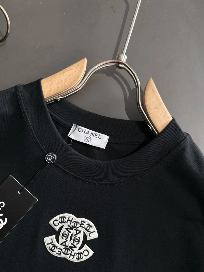 Chanel T-Shirts RelaxedFit 111171