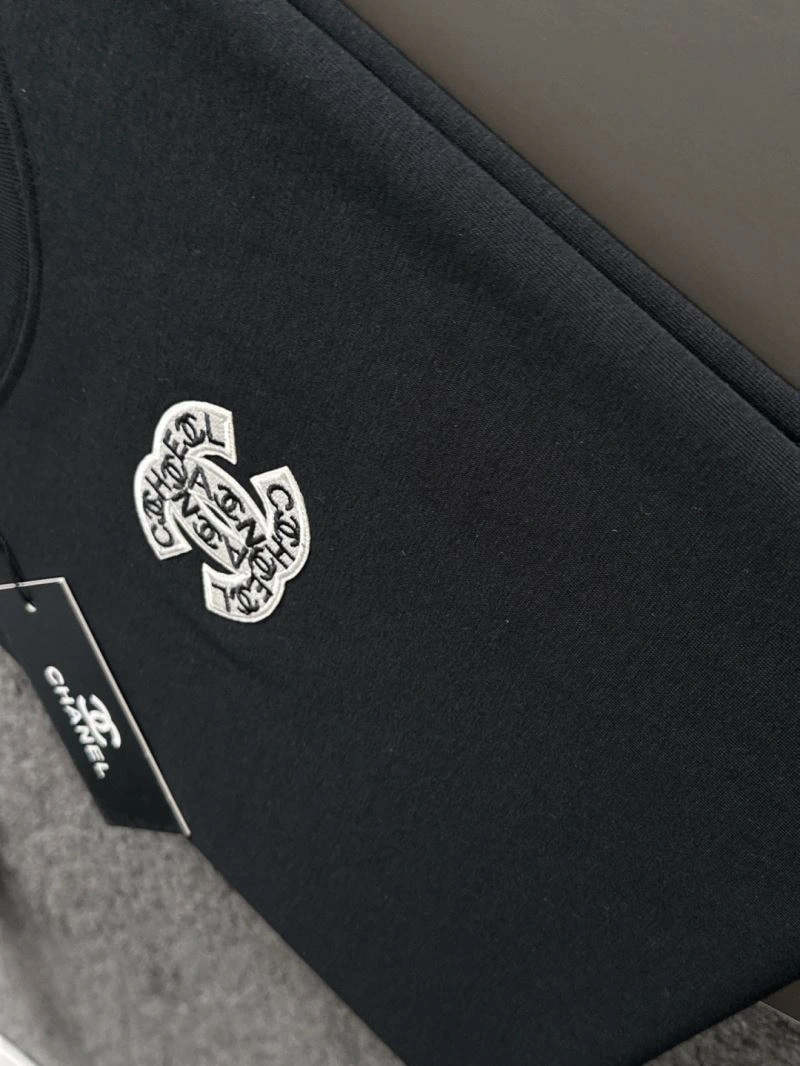Chanel T-Shirts RelaxedFit 111171