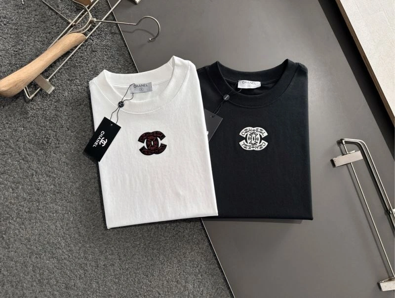 Premium Chanel T-Shirts 111187