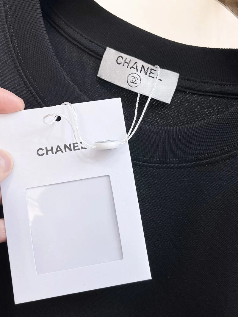 Stylish Chanel T-Shirts 111173