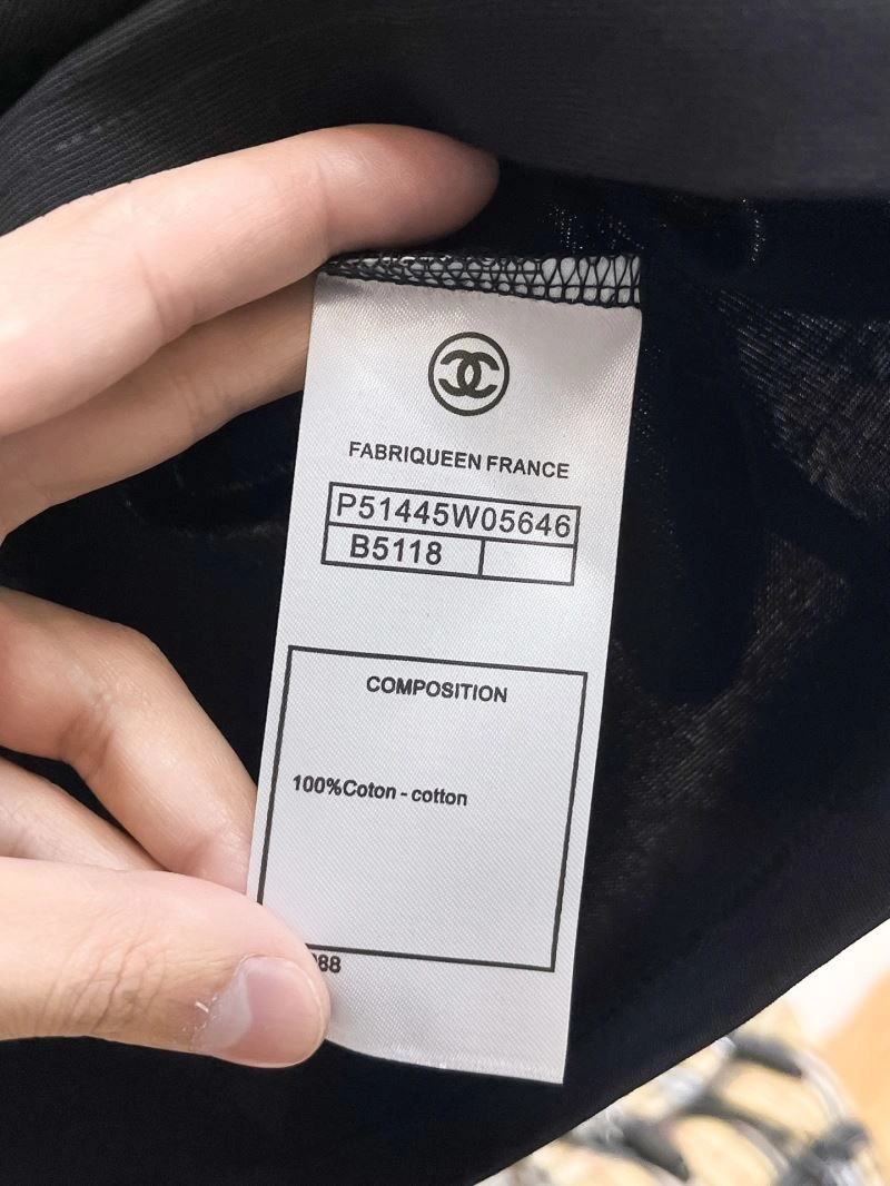 Stylish Chanel T-Shirts 111173