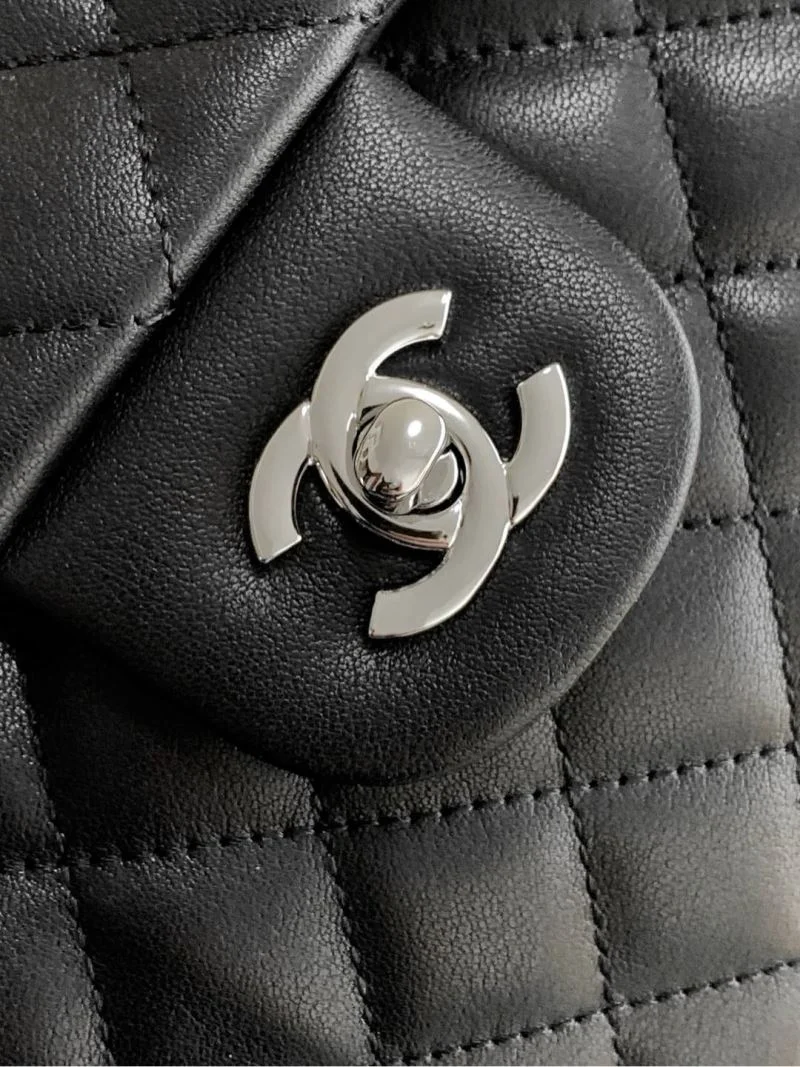 Unisex Chanel Top Handle Bags 52529