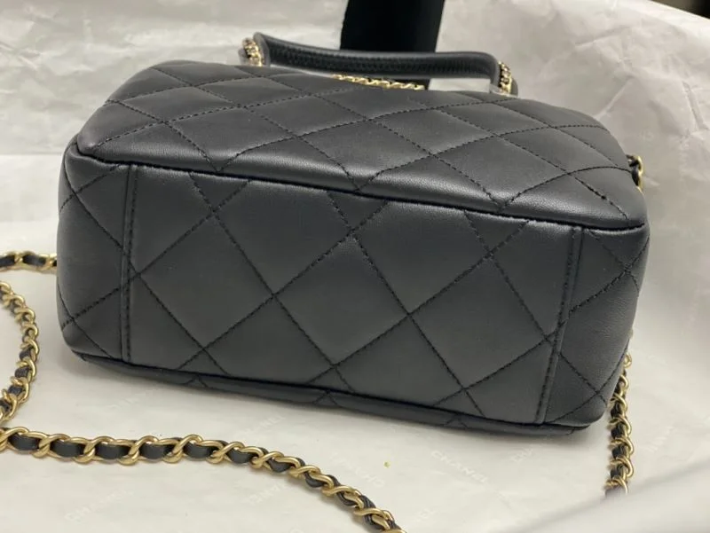Cozy Chanel Top Handle Bags 52498